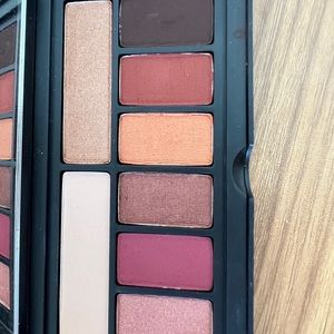 Smashbox cover shot eye shadow palette